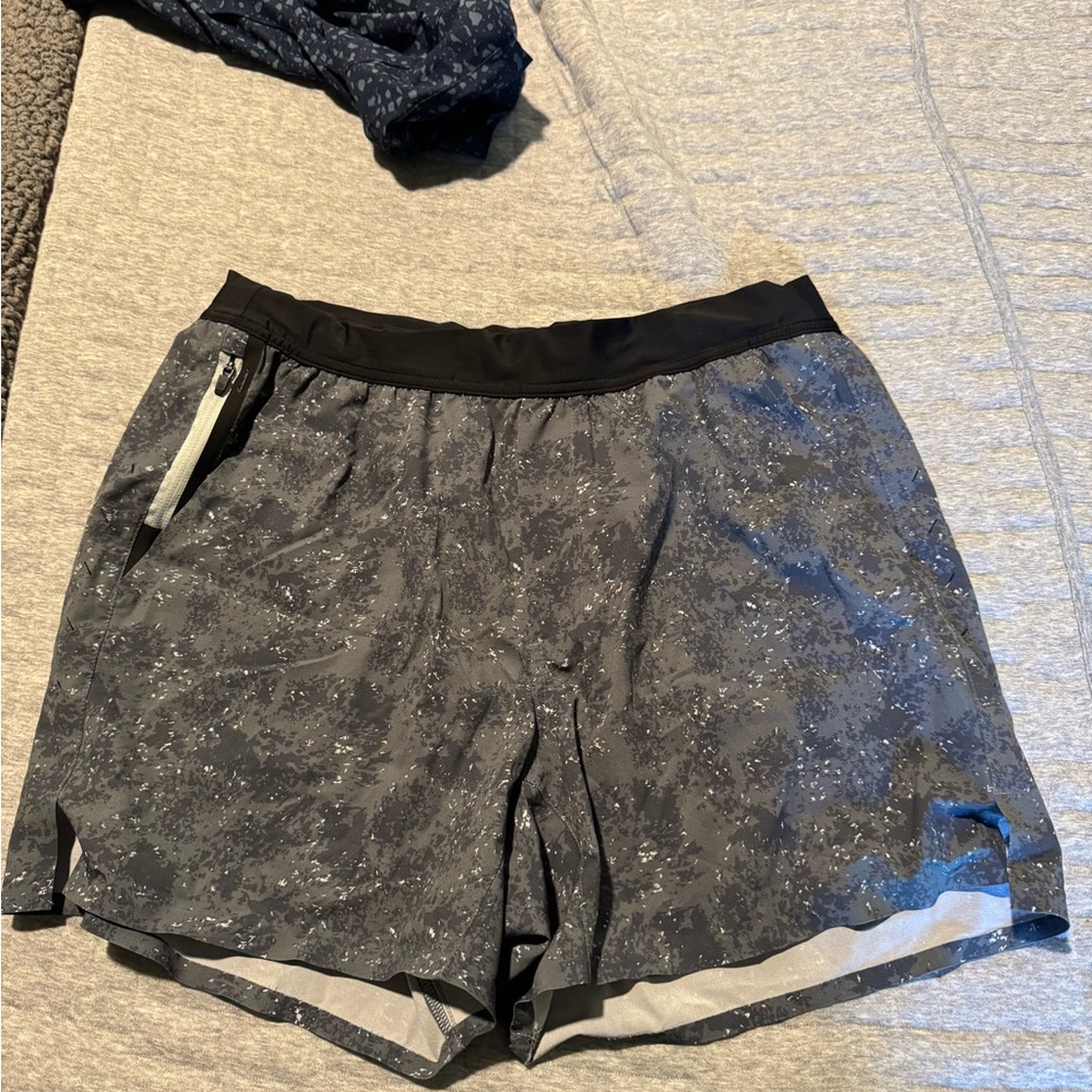 Ten Thousand Interval Short 5”